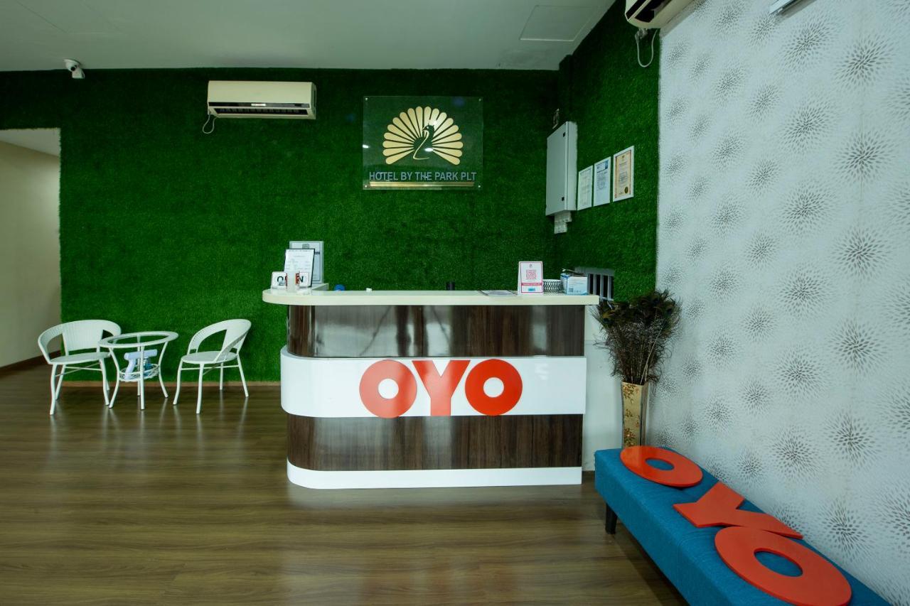 Oyo 90231 By The Park Plt Hotel 2*