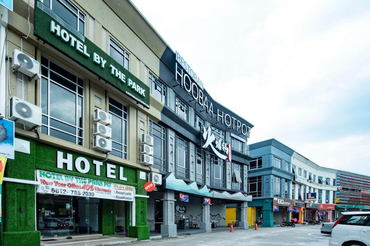 Hotel Oyo 90231 By The Park Plt