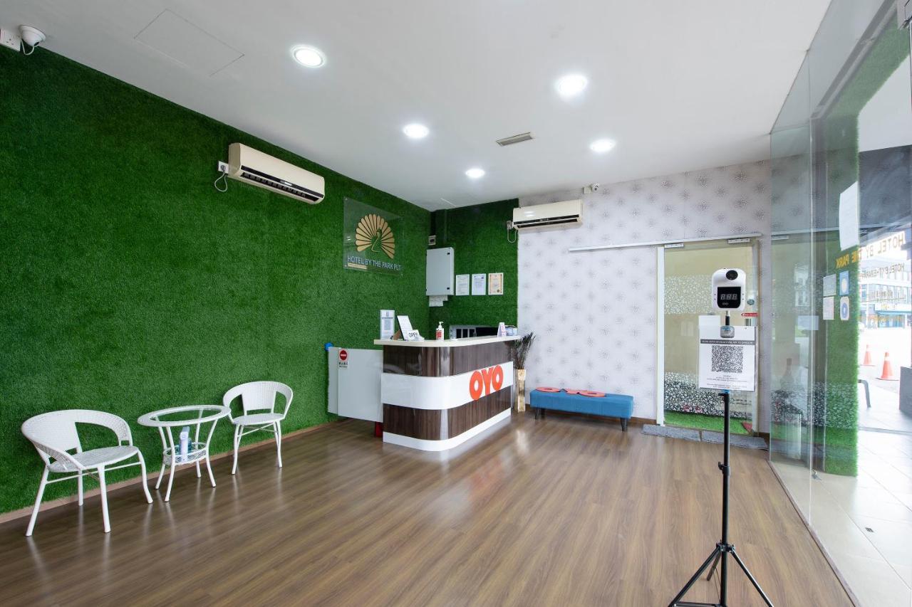 Hotel Oyo 90231 By The Park Plt 2*